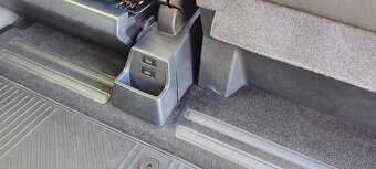 Ford Tourneo Custom 2.0 TDCi 130 Titanium L2 T310 A/T - 14