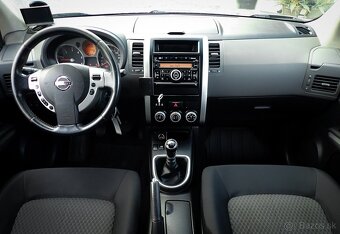 NISSAN X-TRAIL 2.0cdi 4x4 127kW - MANUAL, ŤAŽNE, PANORAMA - 14