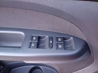 Predám VW Touran 1.9TDI PD DPF, 77kw,automat DSG 7kvalt,rok - 14