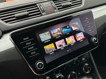 Škoda Superb Combi 2.0 TDi DSG - REZERVOVANE - 14