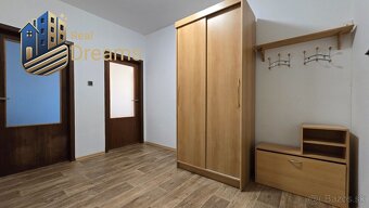 REZERVOVANÉ Na prenájom zariadený 2 izbový byt v centre Gala - 14