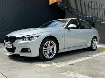 BMW rad 3 330i xDrive M Sport A/T - 14