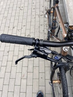 Trekingovy bicykel Kellys Cliff 90 28” 19 Rám - 14