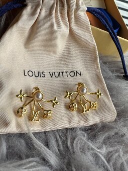 Nové nenosené nausnice Louis Vuitton - 14