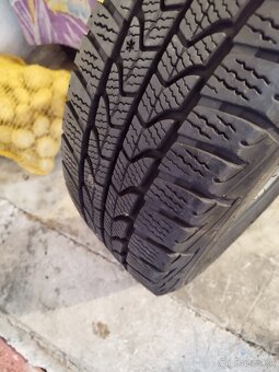 zimne pneumatiky 215/65 r16c goodyear - 14
