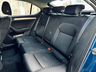 Škoda Superb 2.0 TDI SCR Style DSG - 14