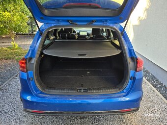 Kia Ceed SW 1.6 CRDi Gold, Mesačne: 192€ - 14