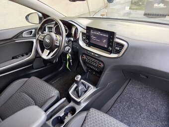 Kia Xceed 1,5T-GDI benzín 117,5 Kw,160 k - 14