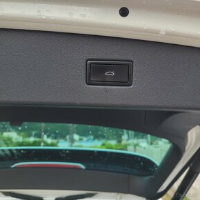 VW Tiguan 2.0 TDI 190k 4MOTION R Line Highline Panorama

 - 14