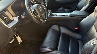 Volvo XC60 D4 R-Design AWD A/T - 14