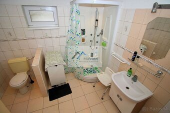 PREDAJ DOM s garážou a pozem. 1194m² v Rybanoch - 14