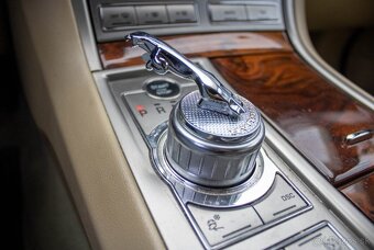 JAGUAR XF 3.0D V6 155kW LUXURY 2011 - 14