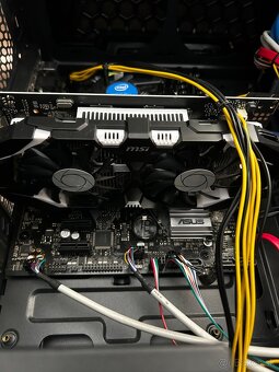 Herny PC + HyperX sluchadla a Studiovy mikrofon - 14