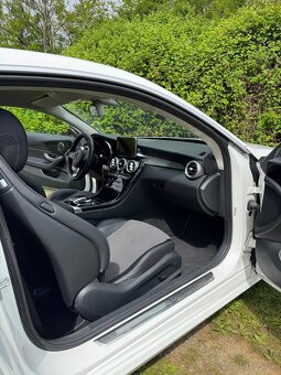 Mercedes-Benz C 220 d 4MATIC (2017) - 14