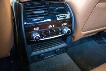 BMW Rad 5 M550i xDrive A/T - 14