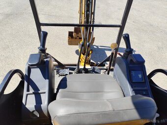 Minibáger JCB 8015, váha 1620kg, 2 lyžice. - 14