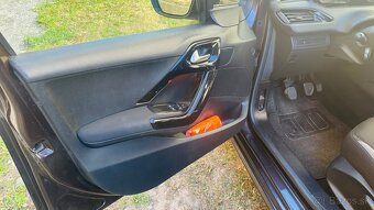 Peugeot 208 1.4HDI - 14