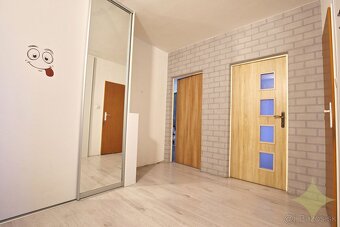 Ponúkame na predaj veľký 2-izbový byt vo Vrakuni - 14