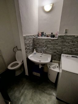 Na prenájom 2 izbový byt Staré sídlisko Prievidza - 14