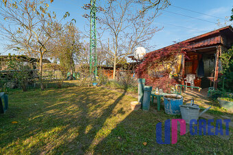 NA PREDAJ -  Záhrada (480m2) s dvoma chatkami - 14