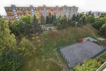 3 IZBOVY BYT NA PRENAJOM, UL.TURGENEVOVA, KE IV.-JUH - 14