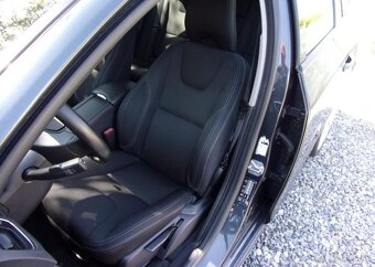 Volvo V60 2.0D3V5 110kW BUSINESS-AUTOMAT nafta automat - 14