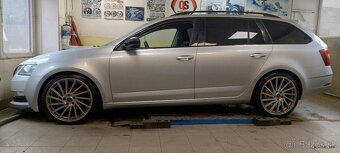 225/35 R19 Octavia 3 - 14