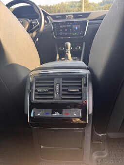 Škoda Superb Sportline 2.0 TDI DSG 4x4 147kW Virtual 4x4 - 14