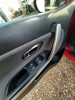 KIA Cee’d Sporty Wagon Combi 94kw Manuál/6 - 14