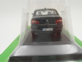Škoda Superb II   "Kaleidoskop" 1/43 - 14
