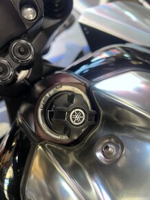 Yamaha V-MAX 1700 - 14
