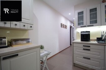 Moderný kompletne zrekonštruovaný 4 izbový byt 77 m2, Sládko - 14