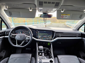 Volkswagen TOUAREG 3.0 V6 TDI A8 4x4, 2021,SK auto - 14