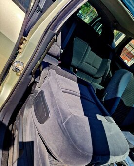 Peugeot 407 SW EXECUTIVE II - 14