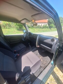 Jimny Suzuki - 14