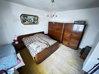 Na predaj starší rodinný dom  s  veľkým pozemkom v obci Duna - 14