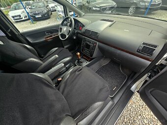 Volkswagen Sharan 1.9 TDI Highline - 14