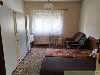 Priestranný dom s veľkou 1767 m² záhradou pre mladú rodinu - 14
