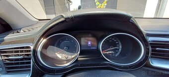 KIA Cee’d Sporty Wagon 1.6 CRDi 136k First Edition A/T - 14