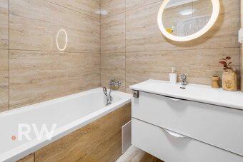 REWIN I Moderný 3-izbový rodinný dom v Slovenskom Grobe - 14