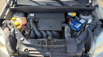 Ford Fusion 1.6i Comfort - 14