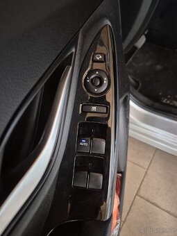 Hyundai ix20 1.6I CVVT COMFORT - 14