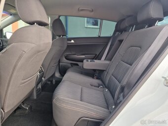 Kia Sportage 2.0 CRDi 4WD AT Gold Odpočet DPH - 14