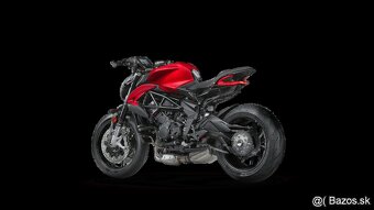 MV Agusta Dragster 800R 1. maj DPH 1980km - 14