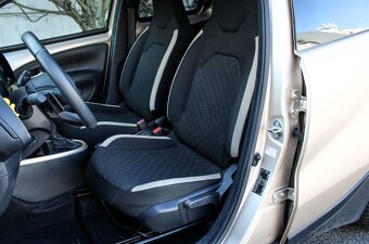 Toyota Aygo X 1.0 VVT-i CVT - 14