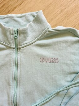 Guess cierno strieborna a tyrkysova teplakova suprava - 14
