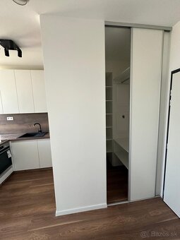 Dvojizbovy apartman v novostavbe - 14
