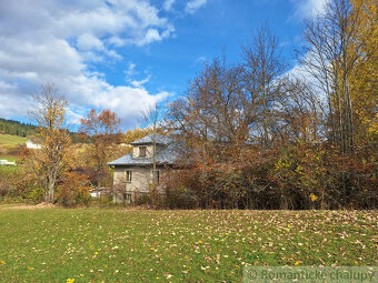 Dom v pôvodnom stave na krásnom pozemku (2130m2) v malej d - 14