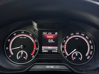 Škoda Octavia 3 RS 2.0 TSI 245 - 14