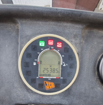 Vibracny valec JCB VM75 rv2011 2540m.h Bomag Hamm Dynapac - 14